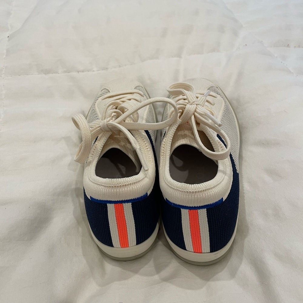 size 5 Rothy’s shoes